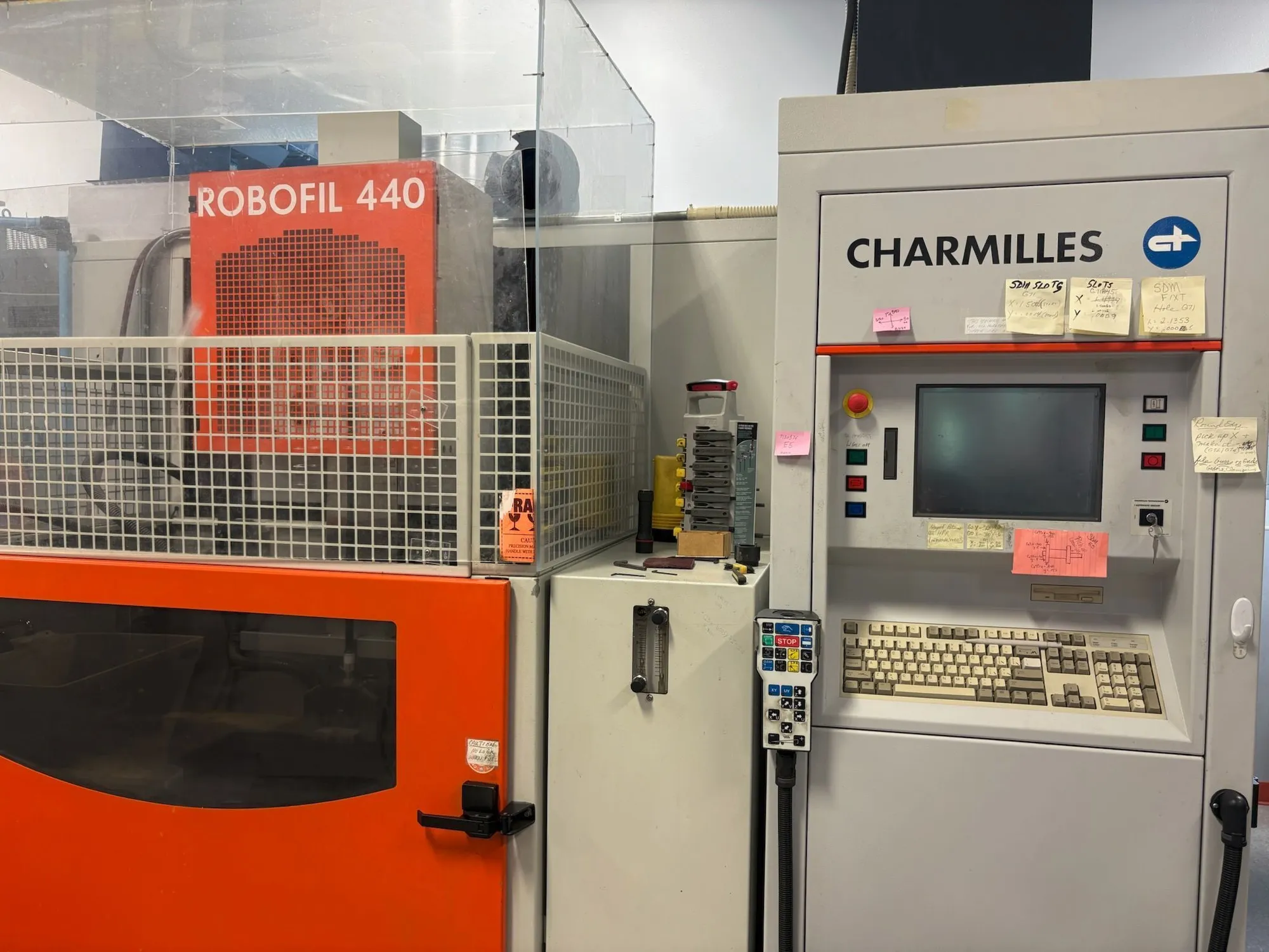 2001 Charmilles Robofil 440 Wire EDM - 35.43" x 23.62" Table, 15075 Hours - WIRE EDM MACHINES