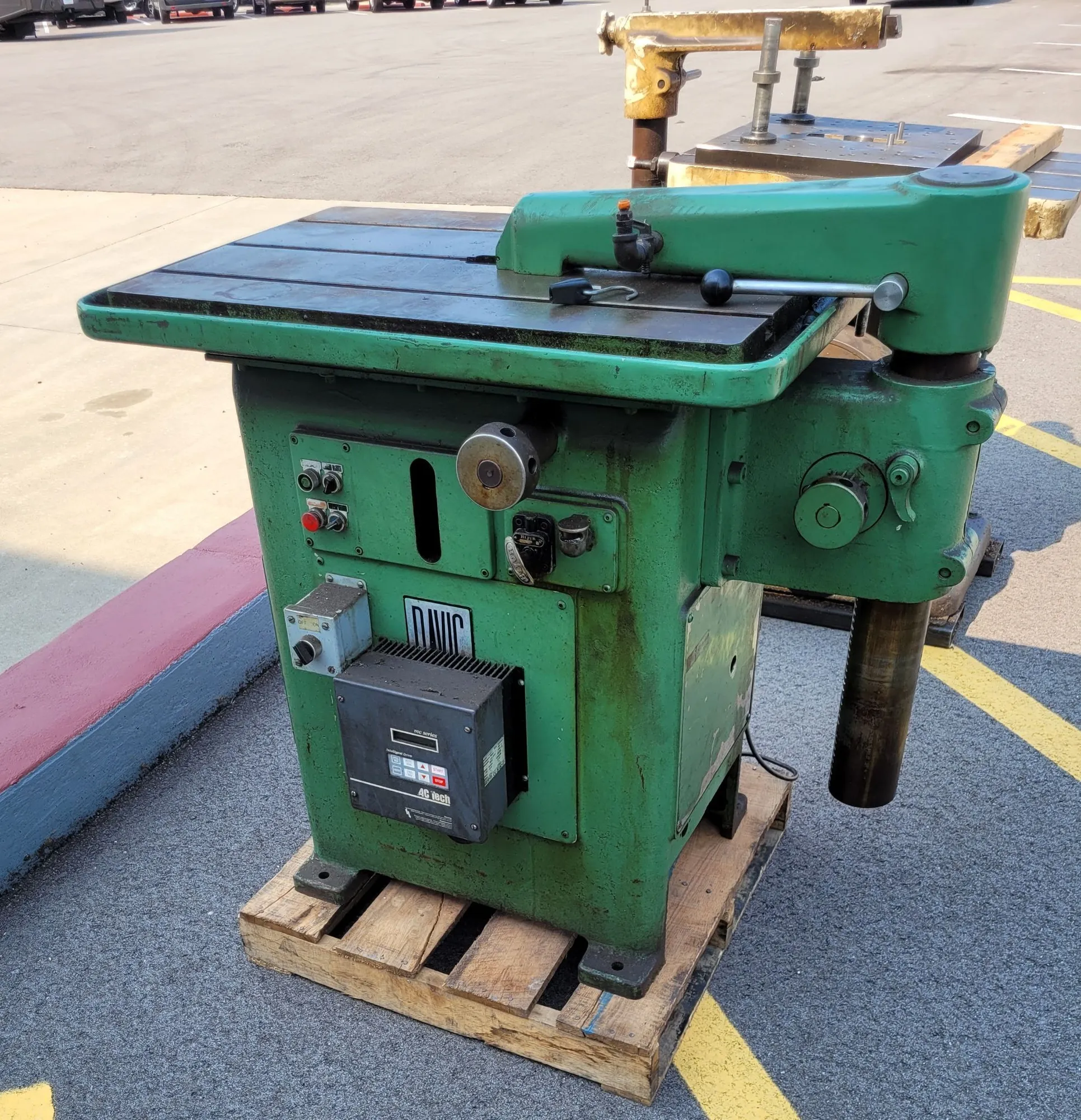 Davis Keyseater Model 15 - Precision Machining Tool for Efficient Keyway Cutting - KEYSEATING MACHINES