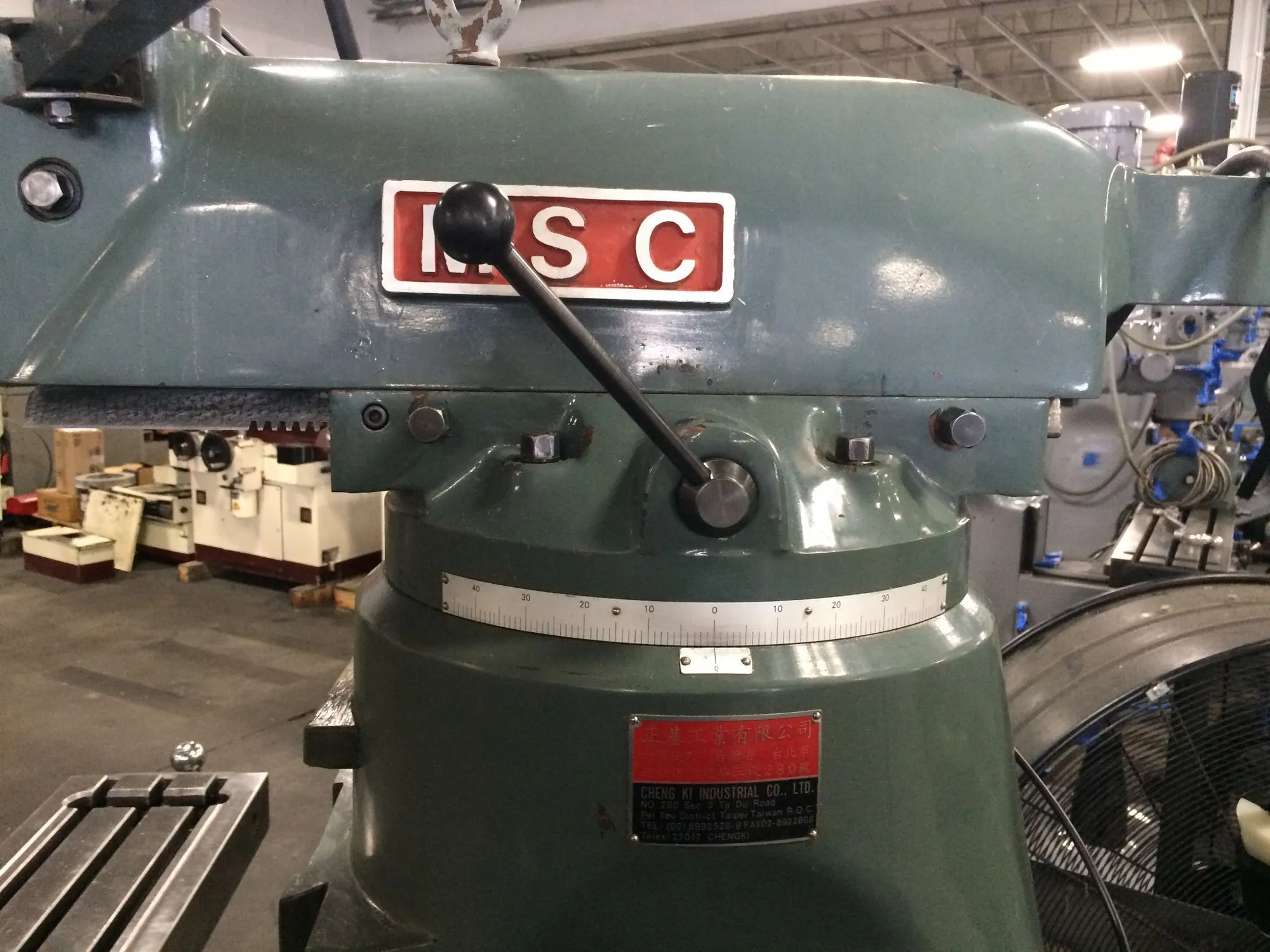 MSC 951710 VERTICAL KNEE MILL 9X42, 2HP, DRO, POWER FEEDS, 4800 RPM, 30X13X16 TRAVEL - VERTICAL MILLING MACHINES