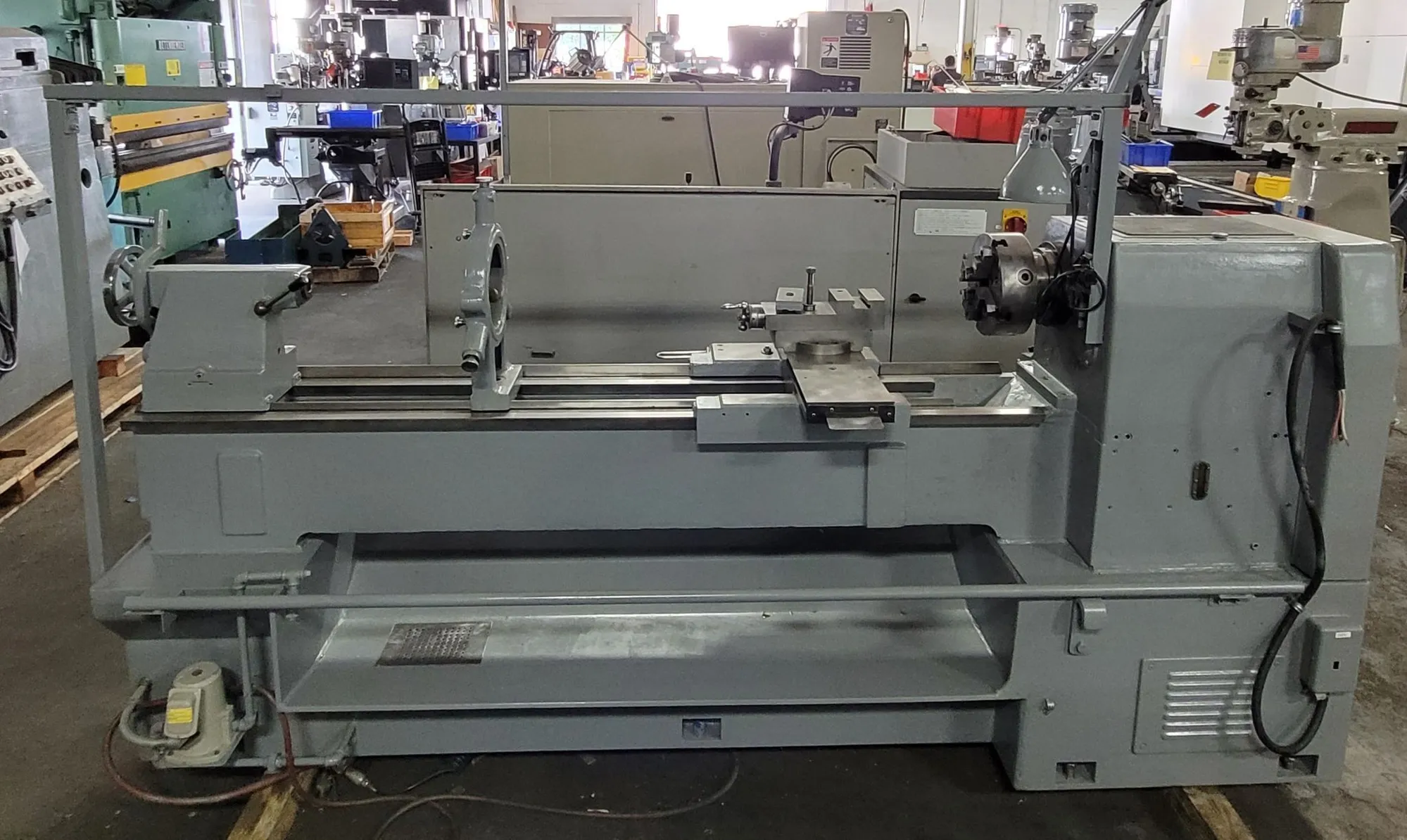 1984 YANG IRON WORKS 1500H LATHE - 60" BED, 1500 RPM, 10 HP, 22" SWING - MANUAL LATHES