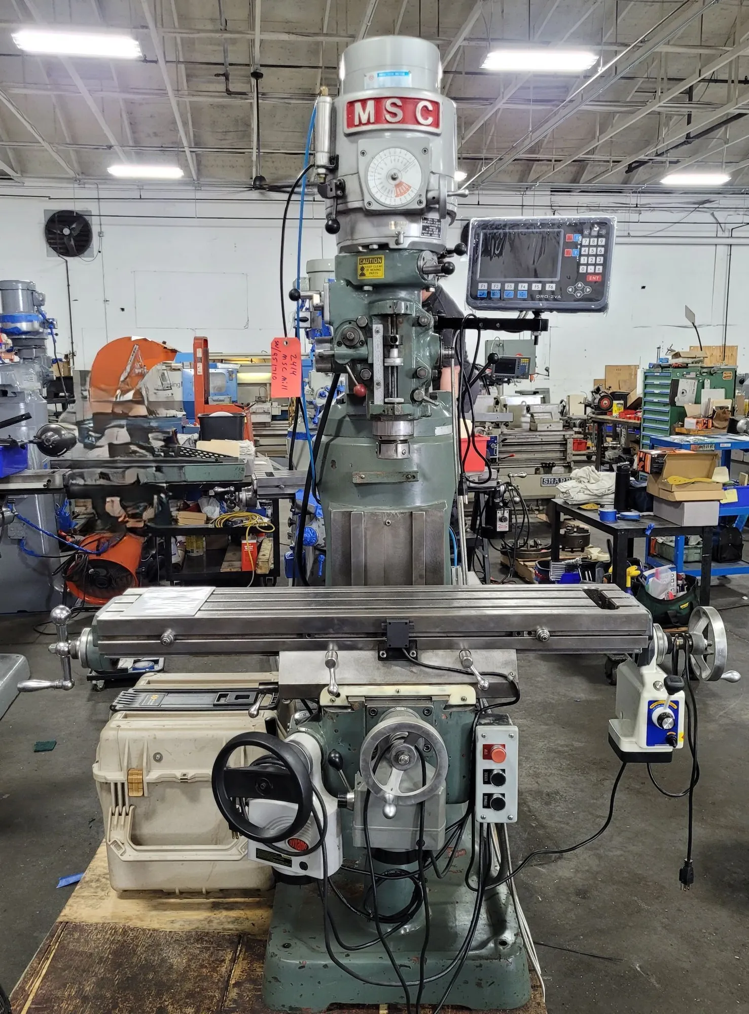MSC 951710 VERTICAL KNEE MILL 9X42, 2HP, DRO, POWER FEEDS, 4800 RPM, 30X13X16 TRAVEL - VERTICAL MILLING MACHINES