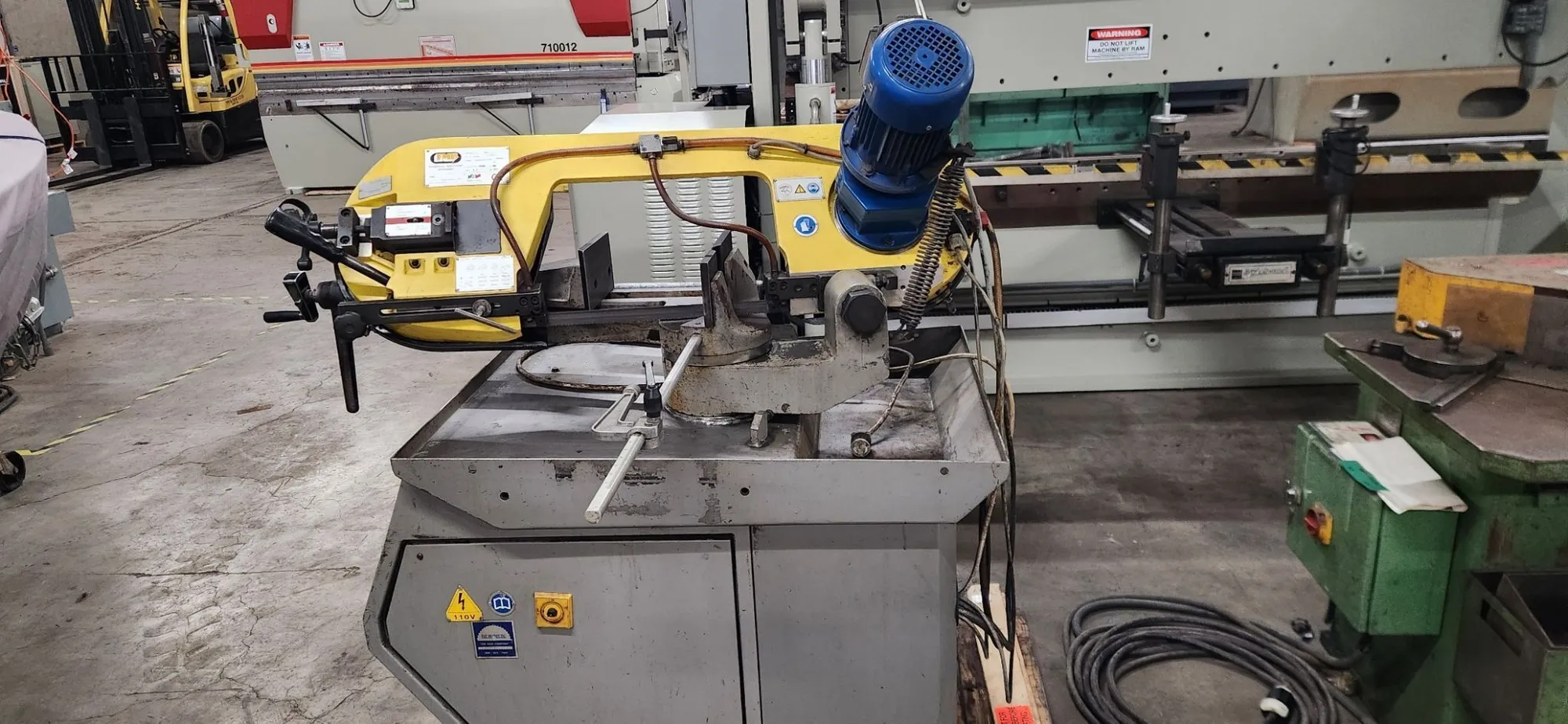 1999 FMB TRITON HORIZONTAL BAND SAW, 1.5 HP, 106"X1" BLADE - HORIZONTAL BAND SAWS