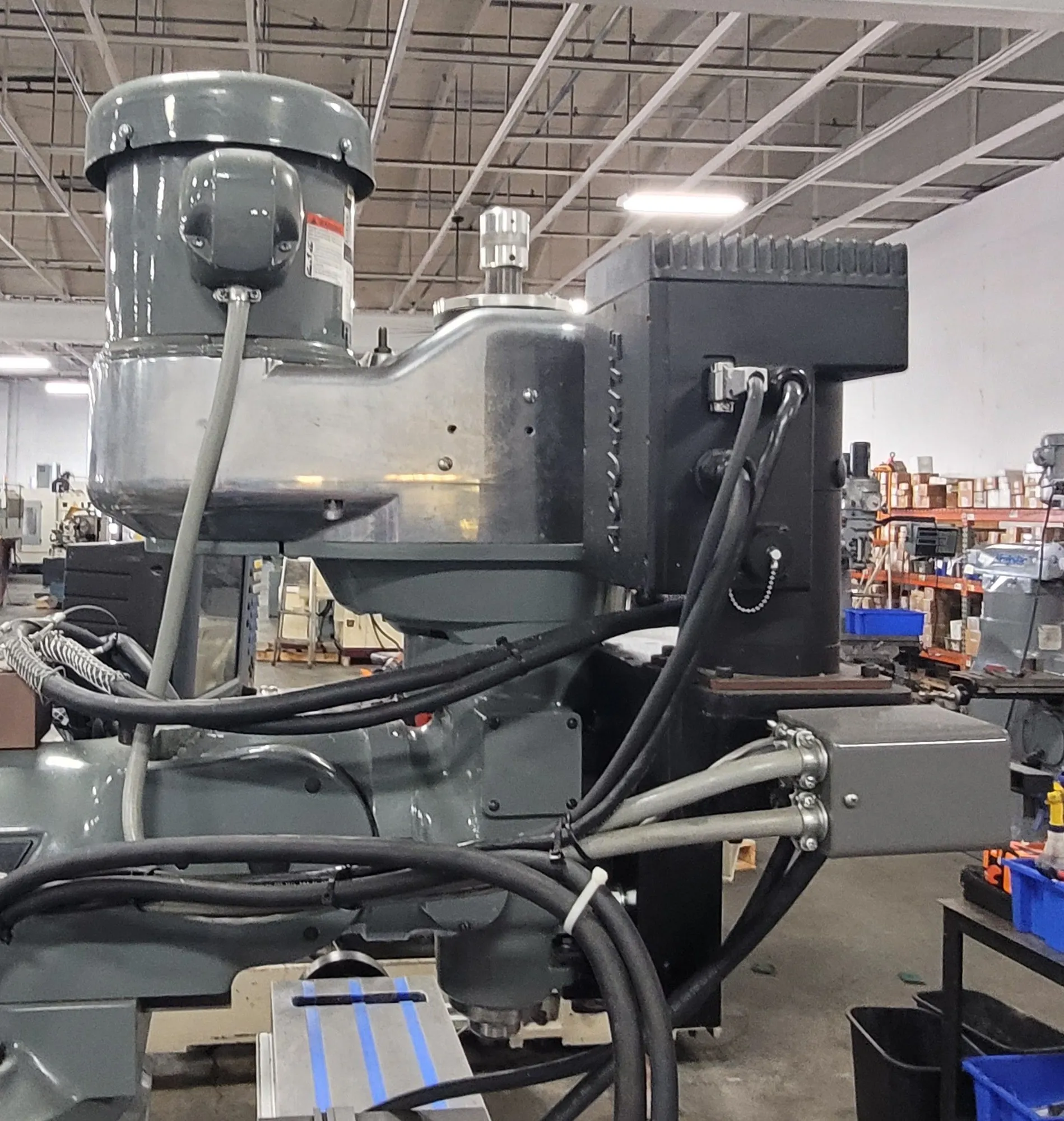 BRIDGEPORT 3 AXIS CNC KNEE MILL W/ACU-RITE MILLPWR G2 - 4200 RPM, 48X9 TABLE - VERTICAL MILLING MACHINES