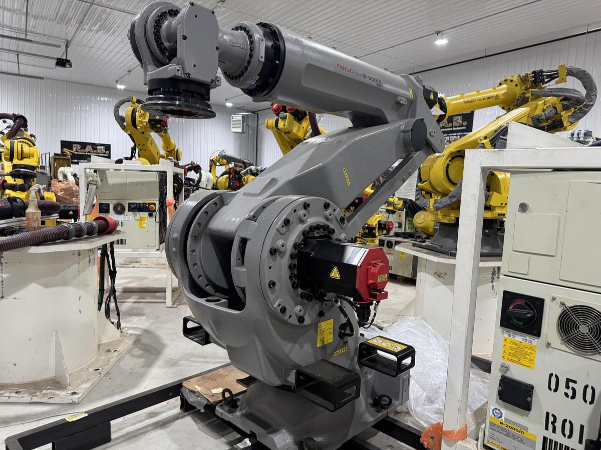 FANUC M-900IB/280 Industrial Robot With 280 kg Payload Capacity - ARTICULATED ROBOTS