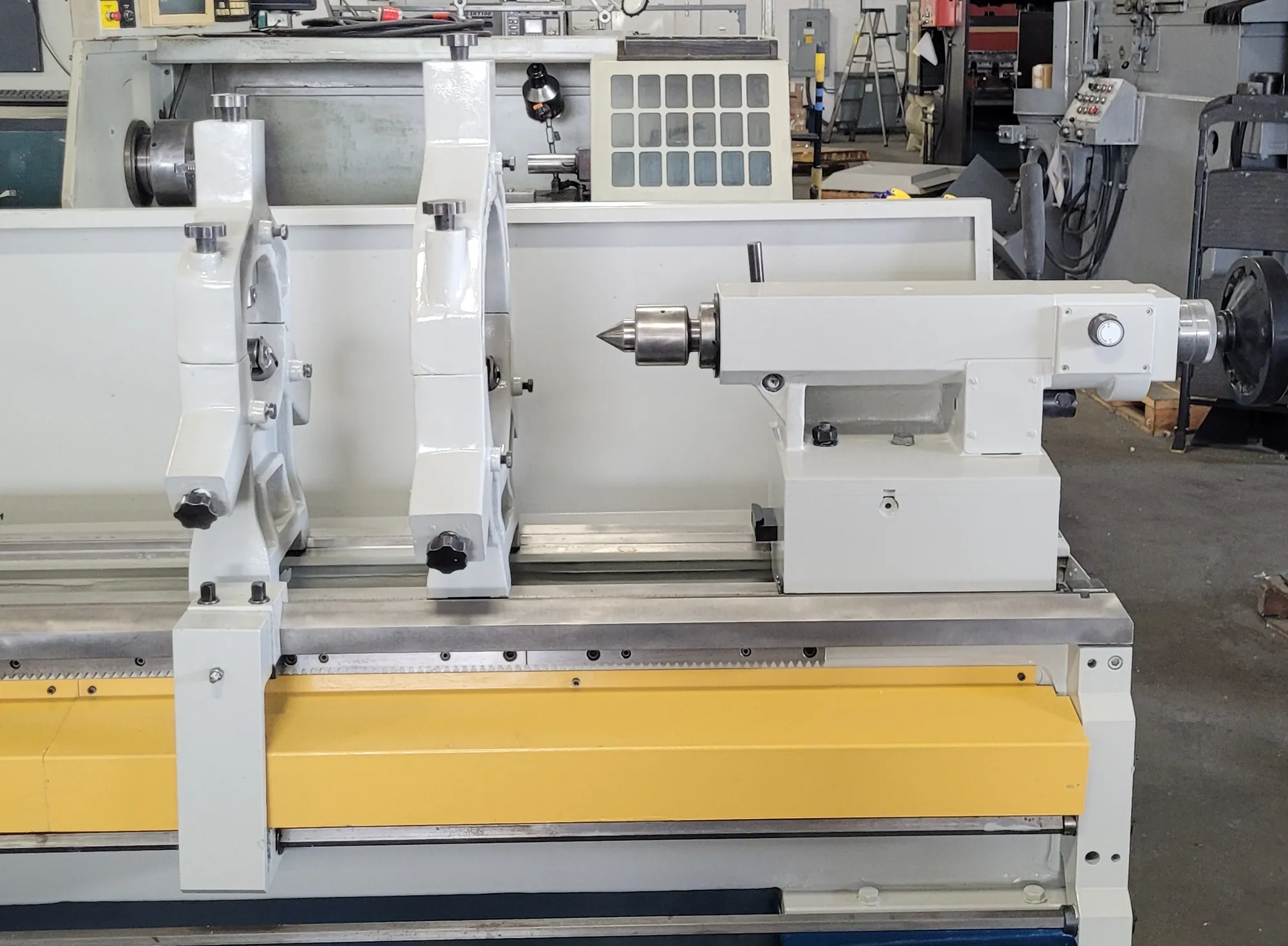 SUMMIT 24120B 24"/33" GAP BED LATHE, 120" CENTERS, 15 HP, NEWALL DRO, 220V 3-PHASE - MANUAL LATHES