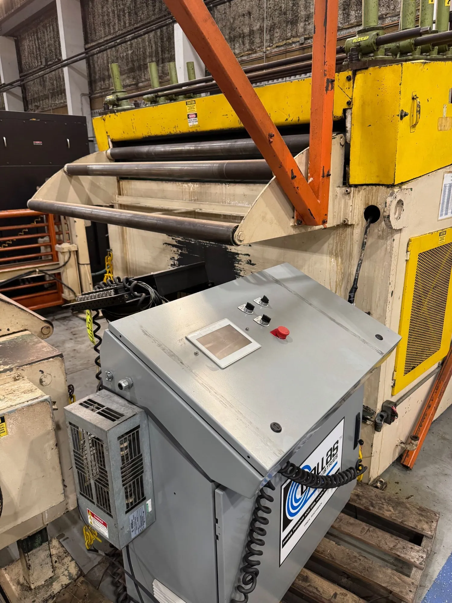 1998 Dallas DJR Coil Feed Line, 20000 lb x 72", DPS-4 1/4-2-72 Straightener, DRF-672 Servo Feed - COIL STOCK FEEDERS