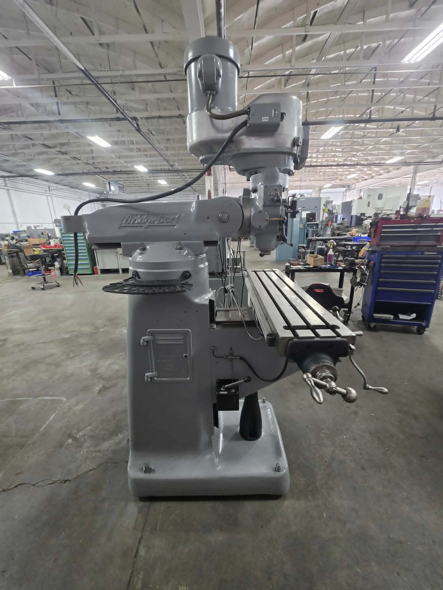 BRIDGEPORT SERIES 1 VERTICAL MILL, 1.5 HP, 9" X 42" TABLE, R8, 50-4200 RPM, DRO, POWER FEED - VERTICAL MILLING MACHINES