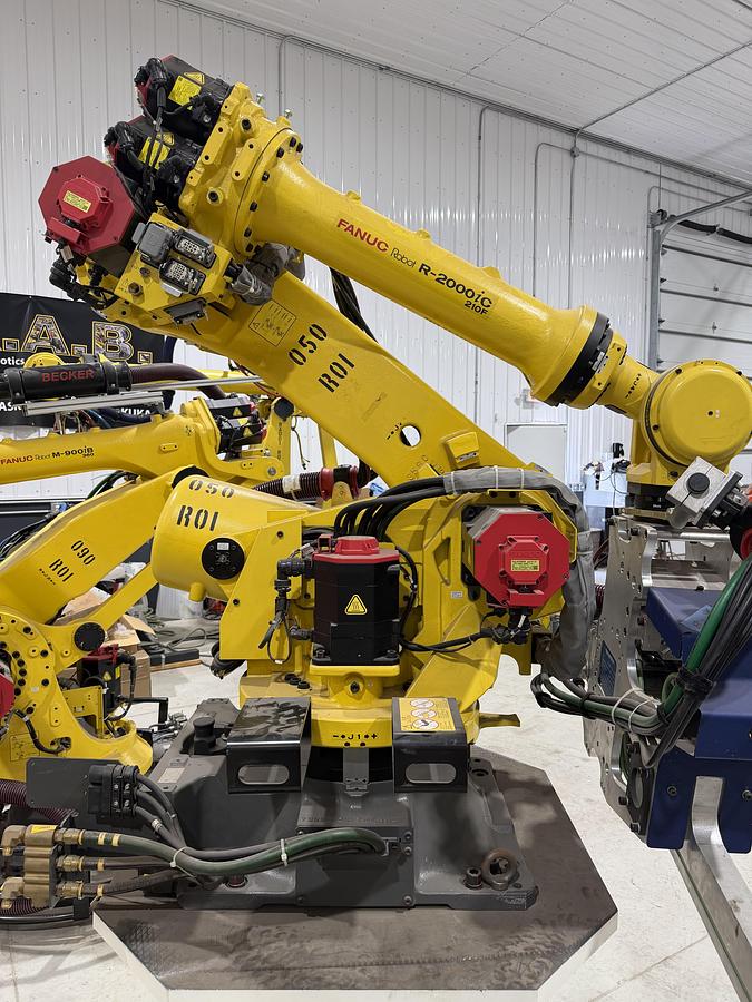 2019 FANUC R-2000IC/210F ARTICULATED ROBOT, 210KG PAYLOAD, 2655MM REACH, R-30IB PLUS CONTROLLER - ARTICULATED ROBOTS