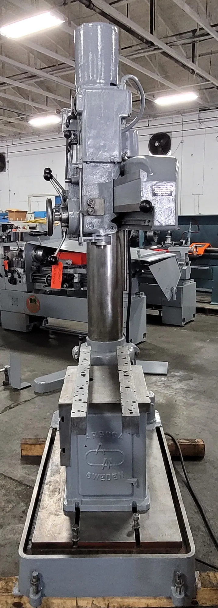 ARBOGA RLM 3508 RADIAL ARM DRILL, 3 HP, 39.75" ARM, 8.625" COLUMN, 1.57" CAPACITY - RADIAL ARM DRILLING MACHINES
