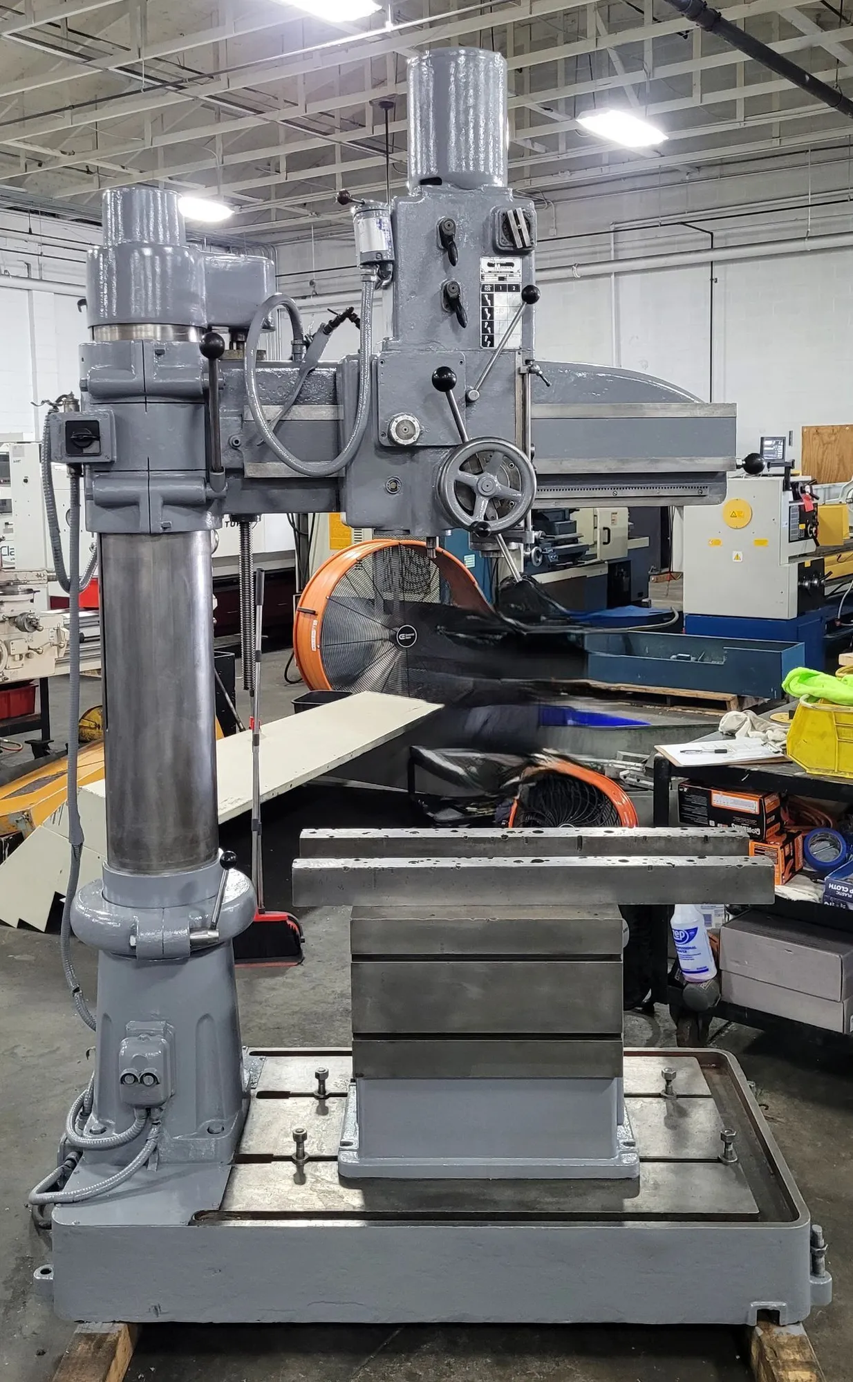 ARBOGA RLM 3508 RADIAL ARM DRILL, 3 HP, 39.75" ARM, 8.625" COLUMN, 1.57" CAPACITY - RADIAL ARM DRILLING MACHINES