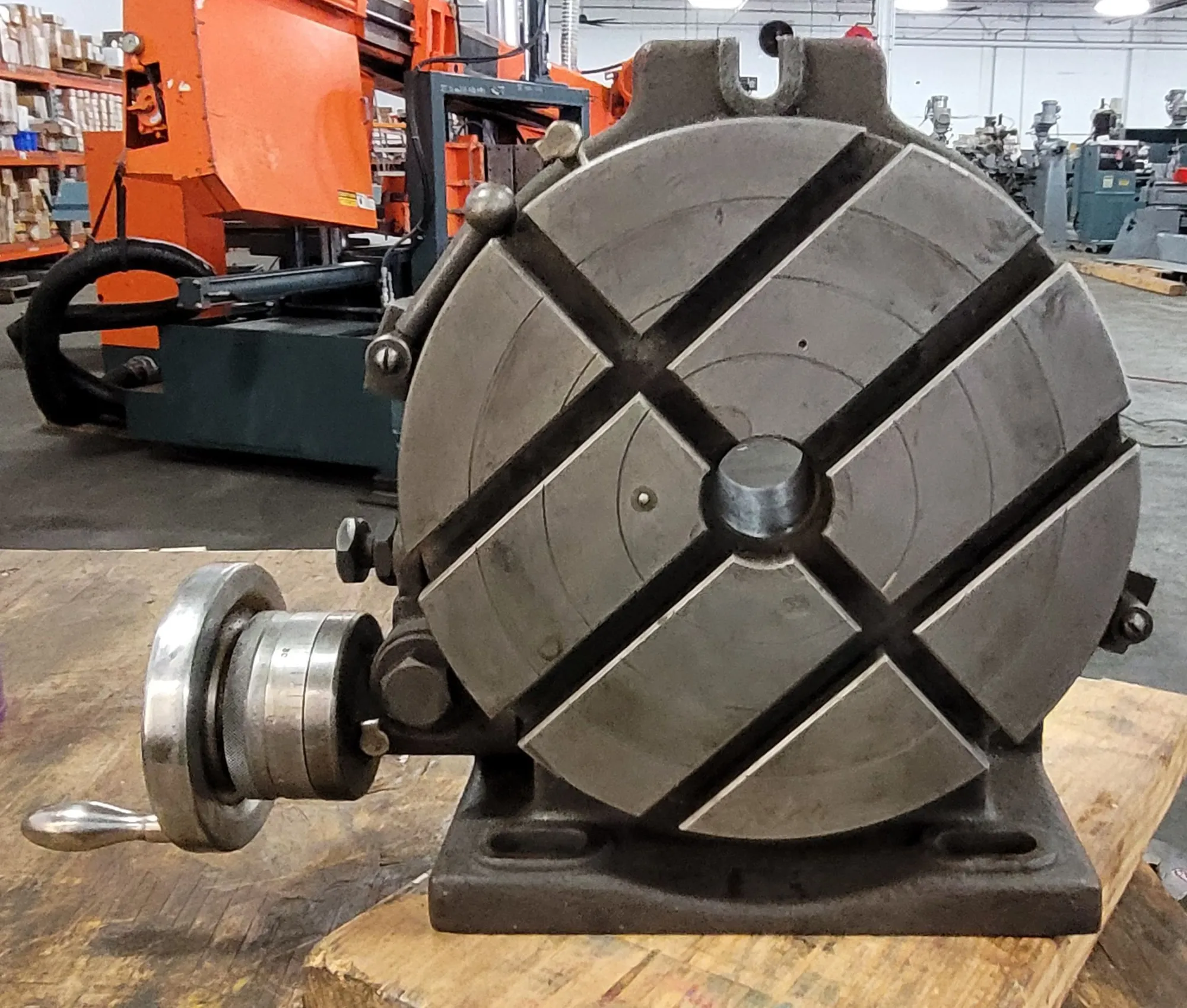 YAMATOKOKI HORIZONTAL / VERTICAL ROTARY TABLE - 10" - MACHINING ACCESSORIES & TOOLING