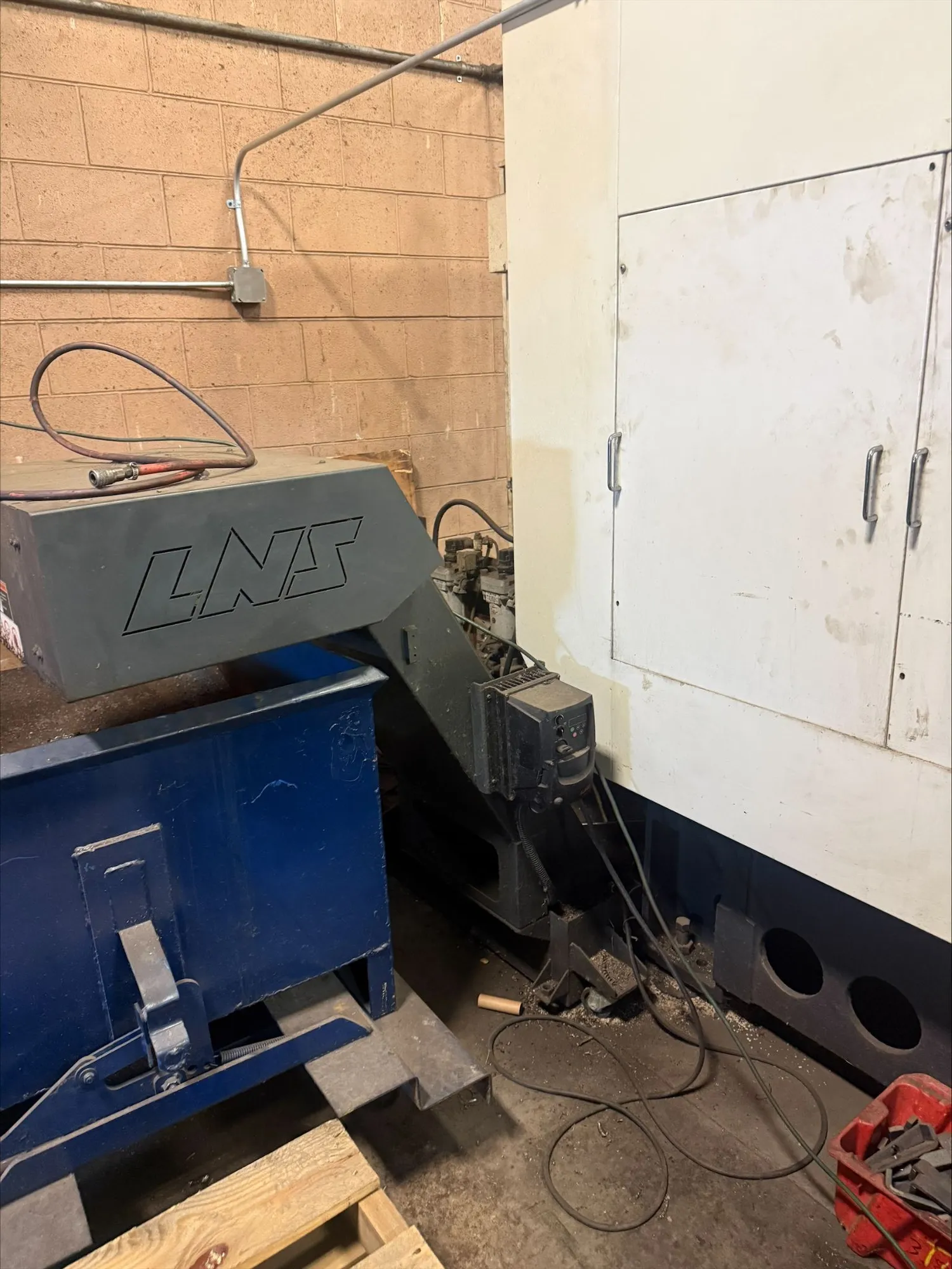 2016 Brother Speedio R450X1 Vertical Machining Center With CNC Control & Chip Conveyor - VERTICAL MACHINING CENTERS