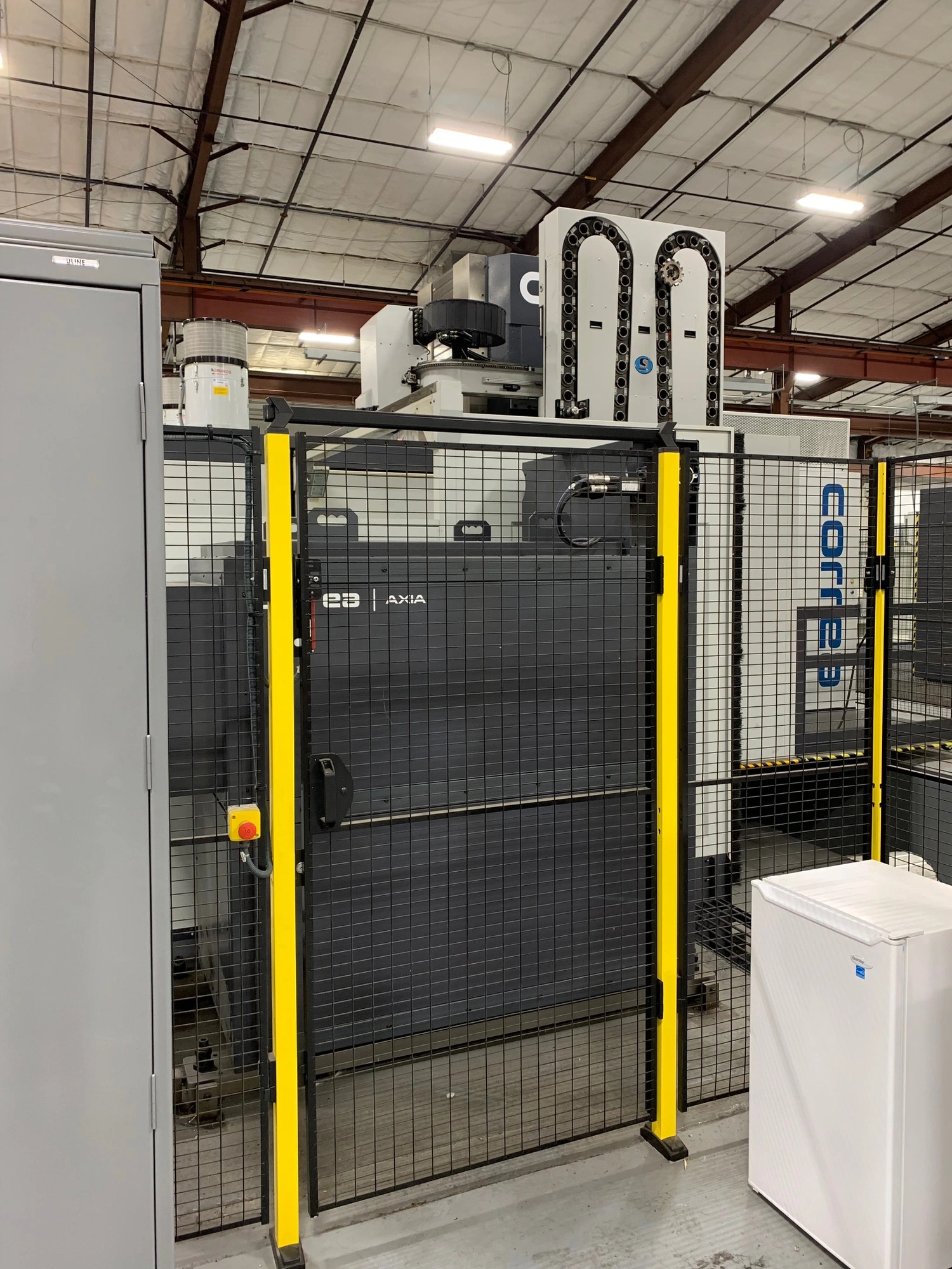 2018 Correa Axia 85 Universal Milling Machine With 10,000 RPM Spindle Speed - UNIVERSAL MILLING MACHINES