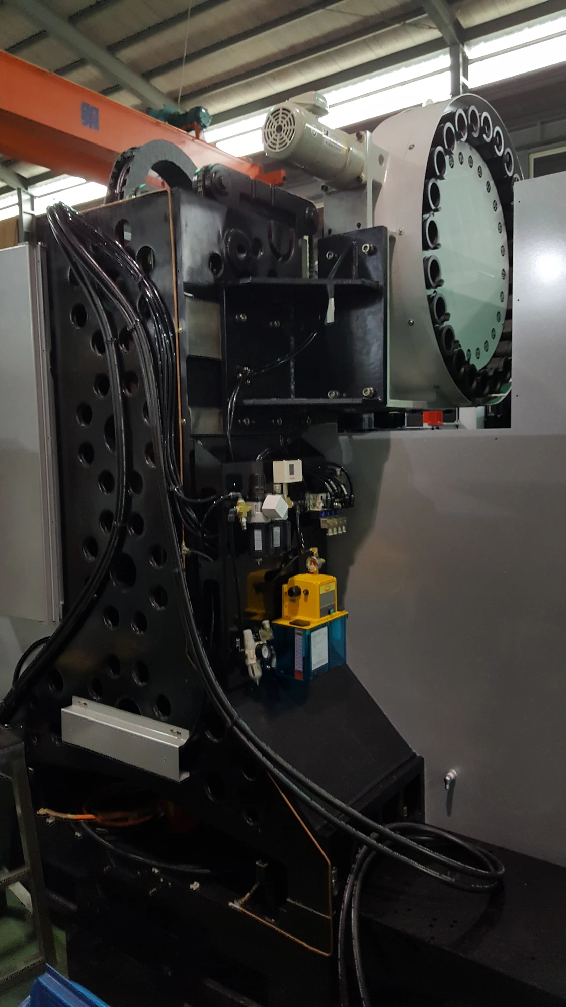 2026 Pinnacle SV-126 Vertical Machining Center - High Precision & Performance - VERTICAL MACHINING CENTERS