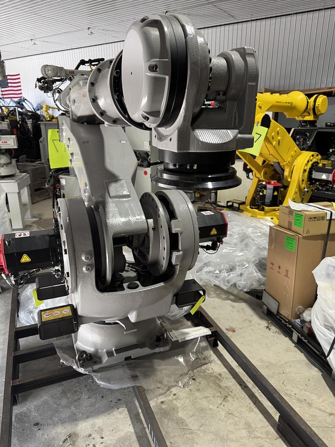 FANUC M-900IB/280L Robot With R-30IB Control, 280kg Payload, 3103mm Reach, 2016 - ARTICULATED ROBOTS